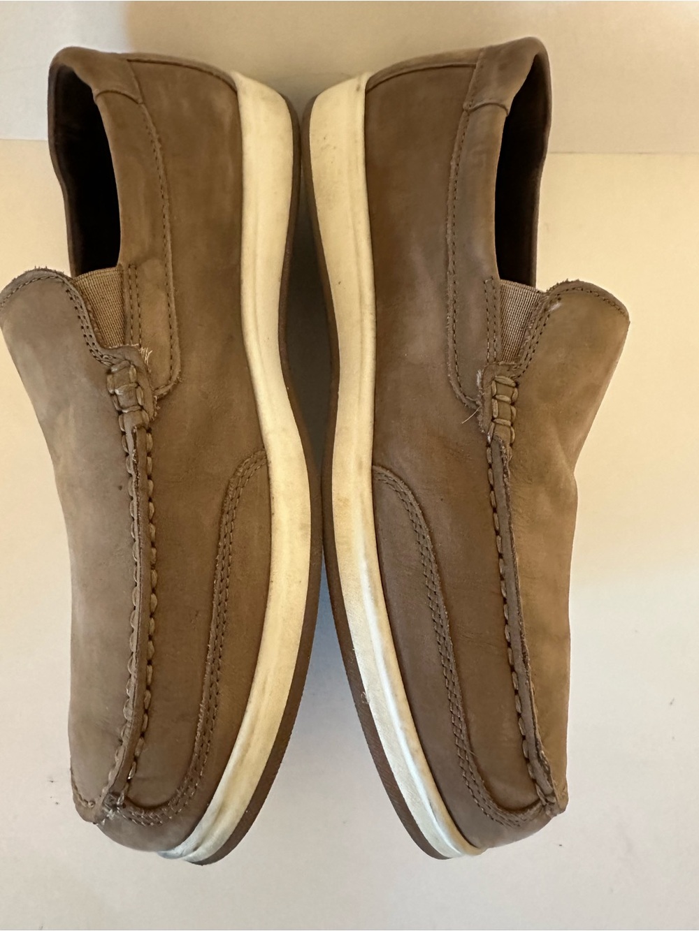Cole Haan Mens Brown/tan Leather slip On Loafer 8.5 Comfort Fit GREAT CONDITION